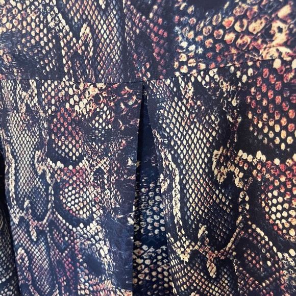 Aqua Women Blouse Snake Print Animal Blue Purple Color Sz XS - Picture 7 of 12